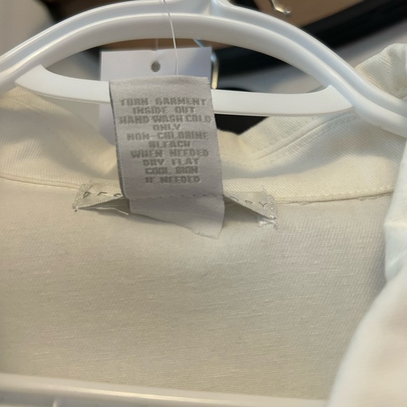 Design History Button up Jacket. White. Cotton. Medium. Eyelet Floral Sleeves - Picture 6 of 10